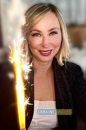 225186 - Irina Age: 57 - Ukraine