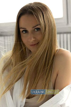 225338 - Daryna Age: 35 - Ukraine