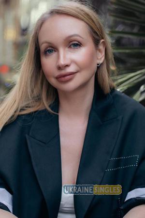 225901 - Anastasia Age: 41 - Ukraine