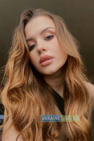 226295 - Viktoriia Age: 21 - Ukraine