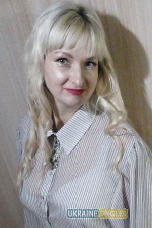 227105 - Olha Age: 43 - Ukraine