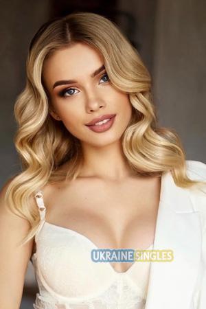 227853 - Tatyana Age: 31 - Ukraine