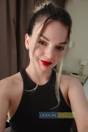 228752 - Yuliia Age: 31 - Ukraine
